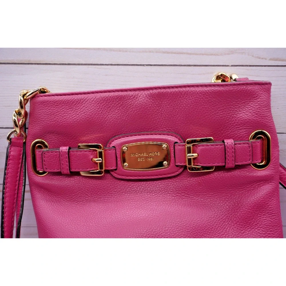Michael Kors Womens Pink Pebbled Leather Adjustable Strap Small Crossbody Bag